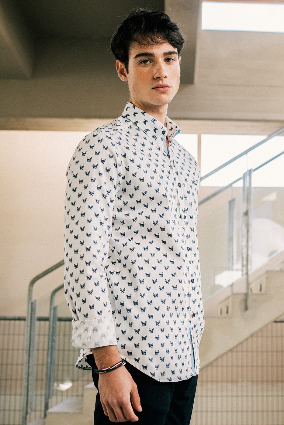 Camisa hombre estampado bulldog francés