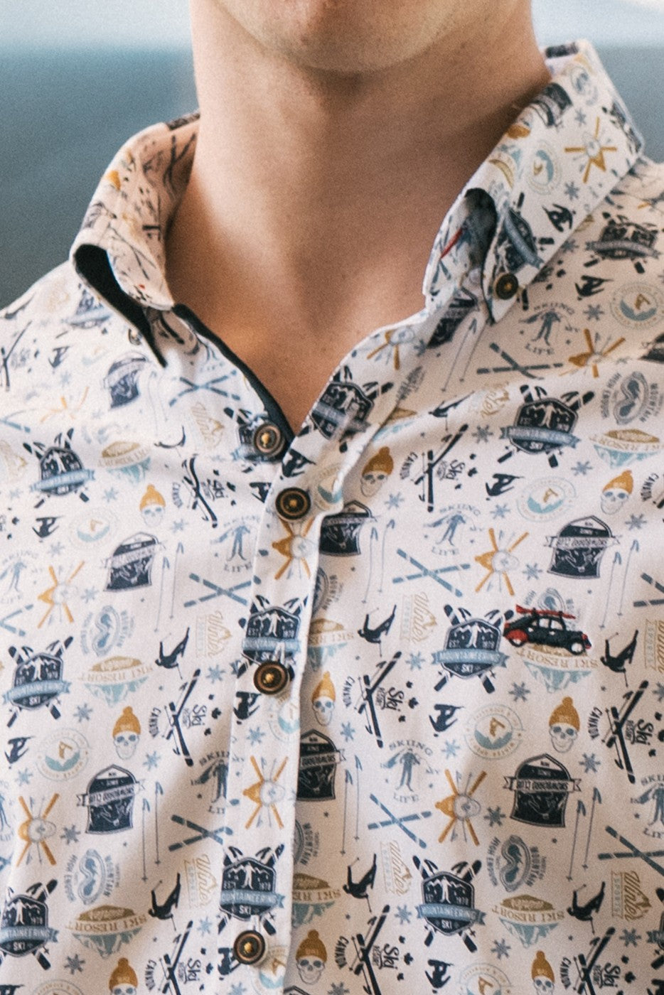 Camisa hombre estampado motivos esquí