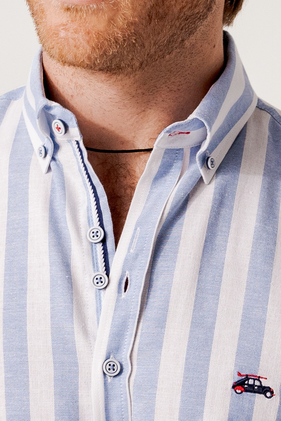 Camisa manga corta regular fit rayas azules