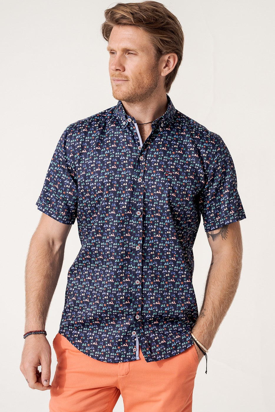 Camisa manga corta regular fit scooters y cascos azul marino