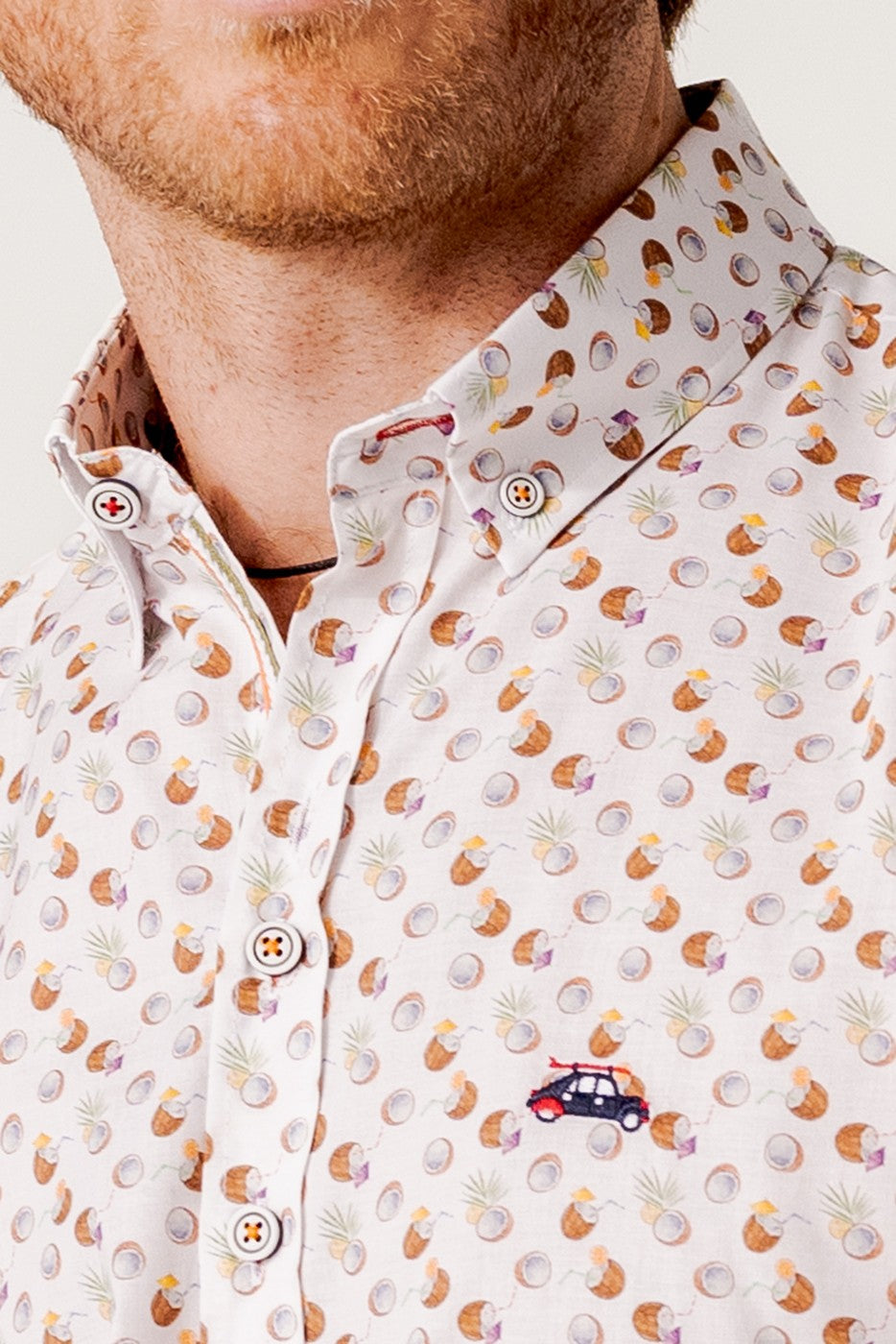Camisa manga corta slim fit bebida coco