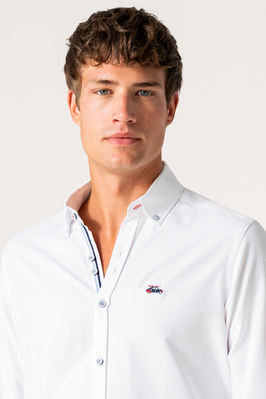 Camisa hombre lisa en blanco