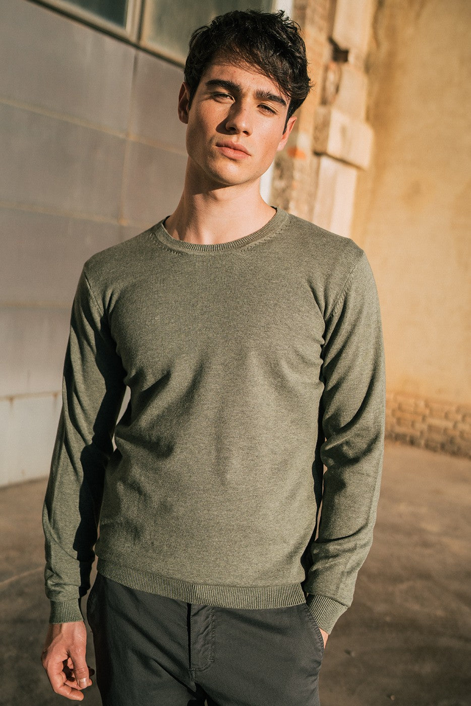 Jersey de punto cuello redondo caqui