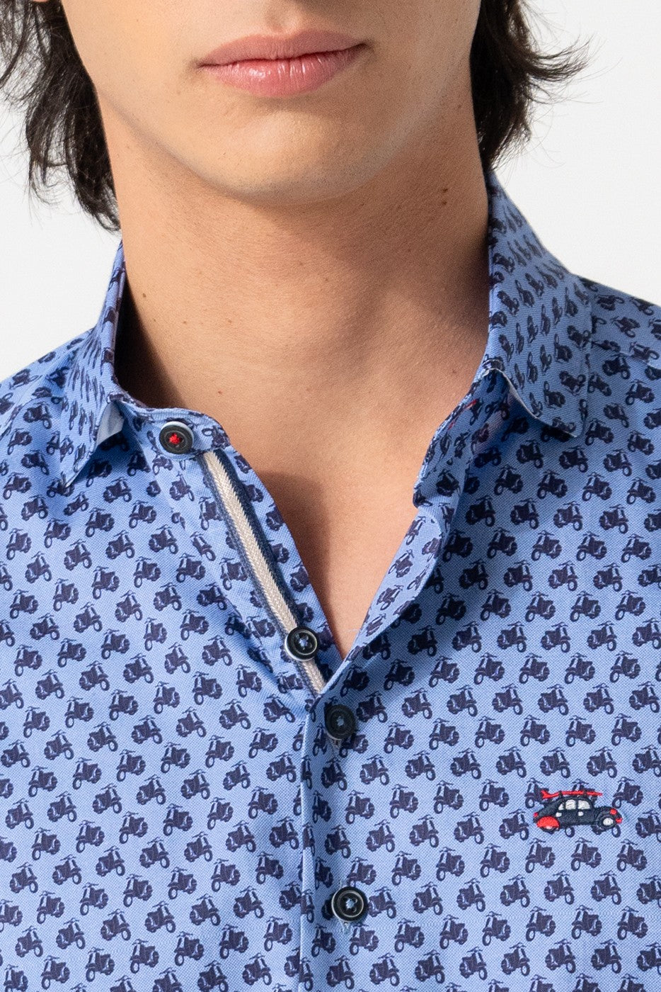 Camisa hombre estampado vespas en tonos azules