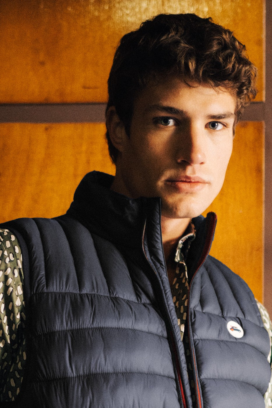 Chaleco acolchado hombre negro