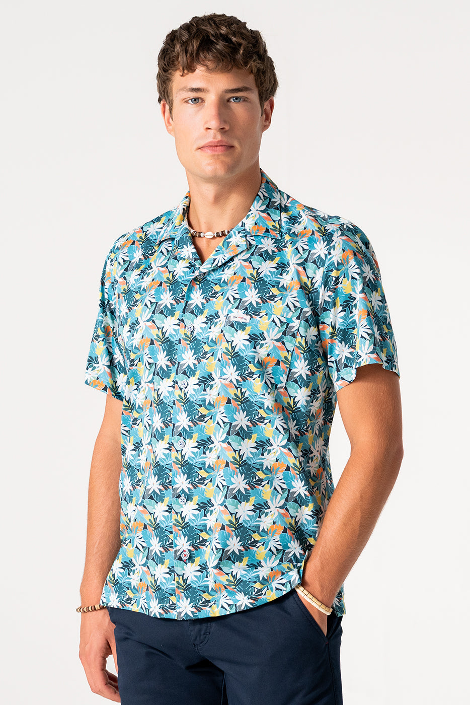 Camisa bowling estampado hojas multicolor 