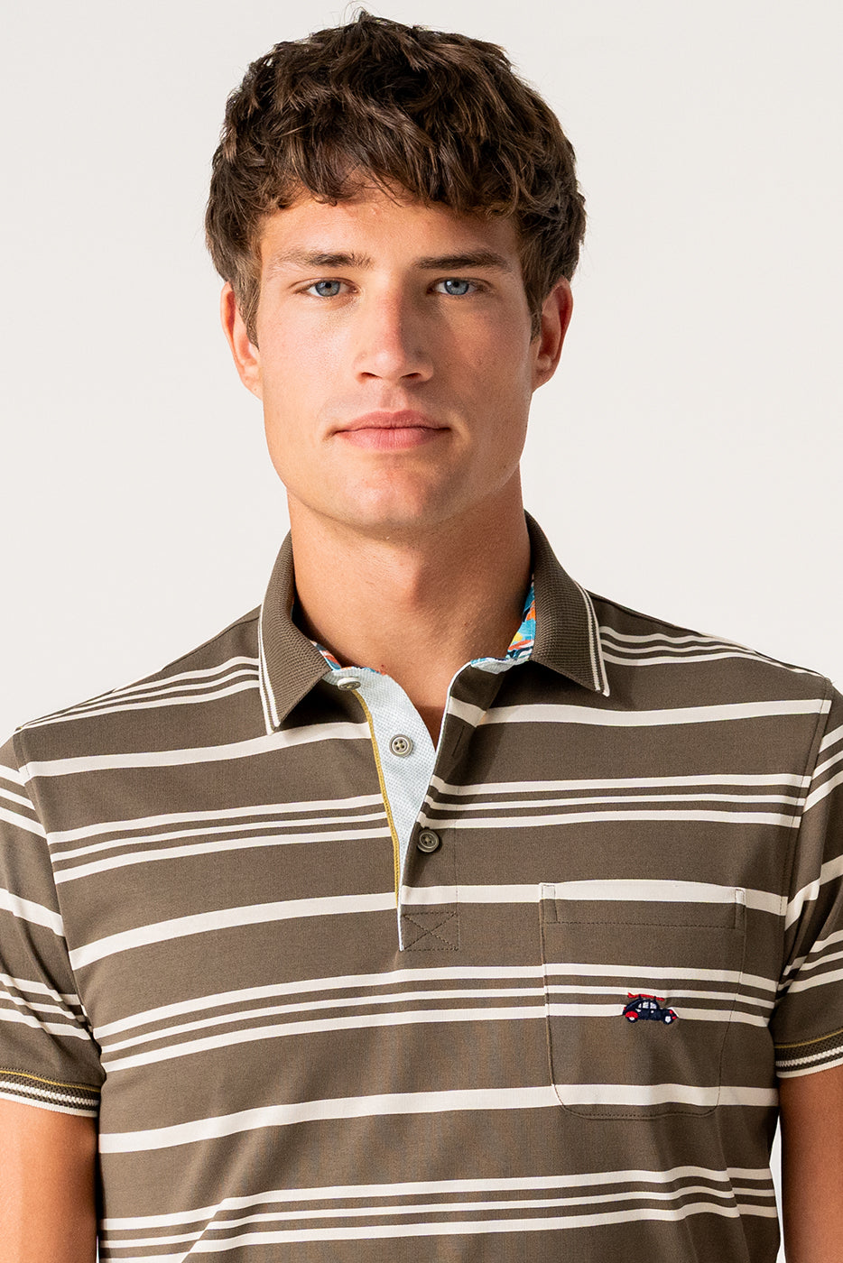 Polo hombre rayas marrón y blanco